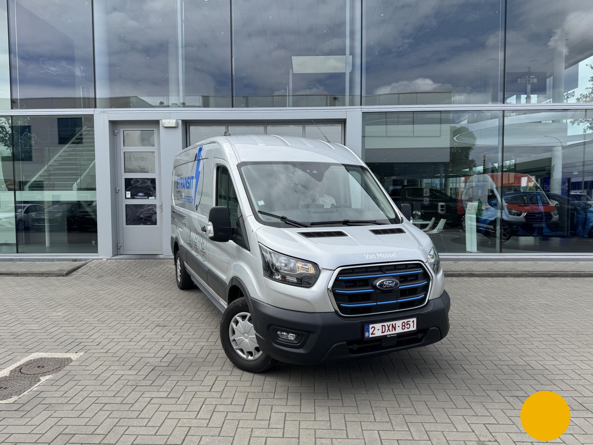 ford transit l3h2