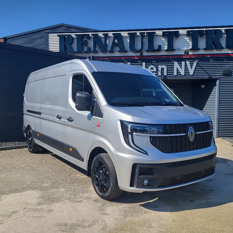 tweedehands bestelwagens renault